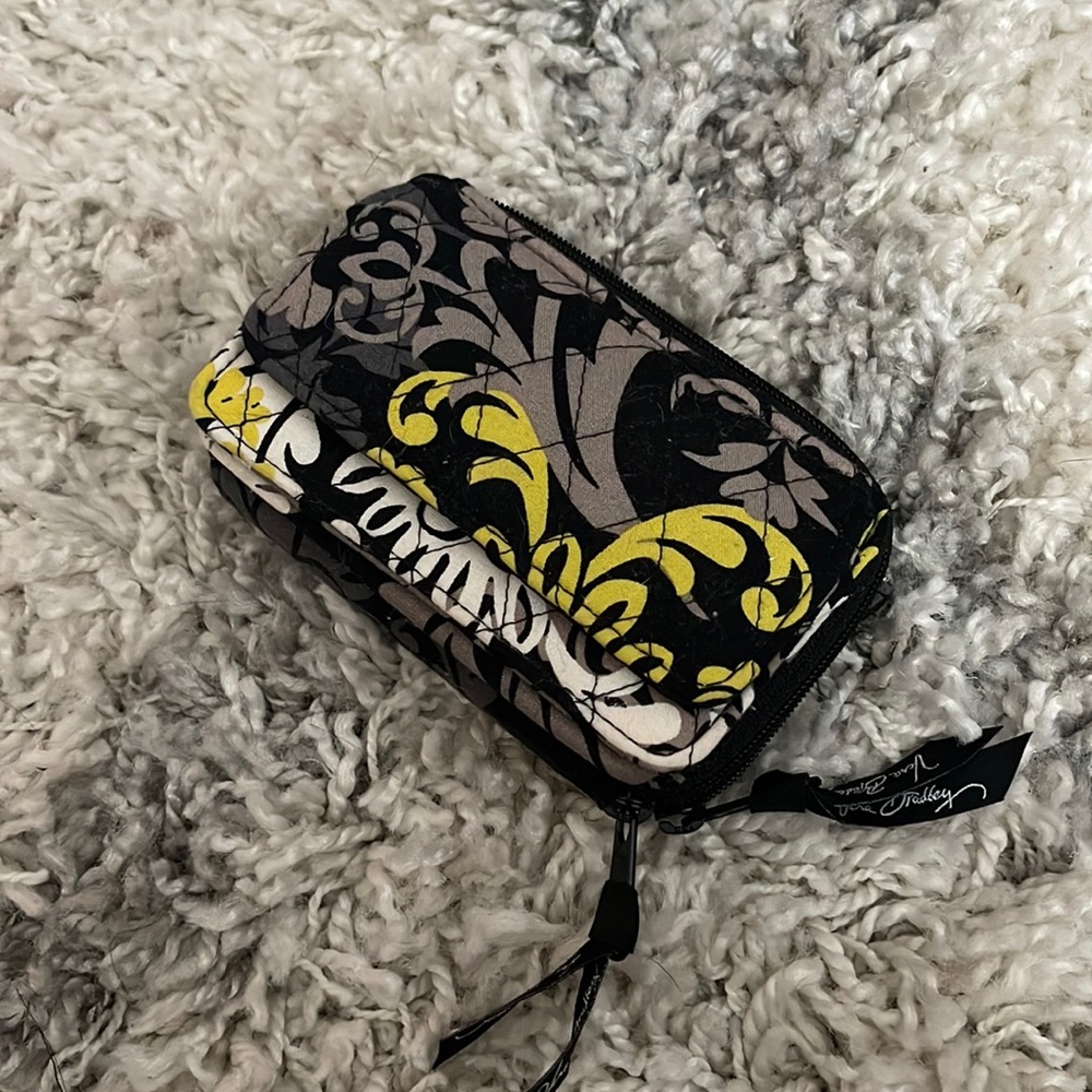 vera bradley wallet